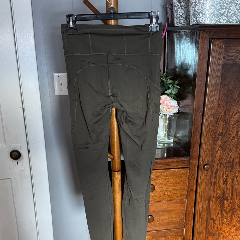 🏃‍♀️✨ Lululemon Fast & Free High-Rise Nulux Pocket Leggings — Size 6 - Picture 4 of 6